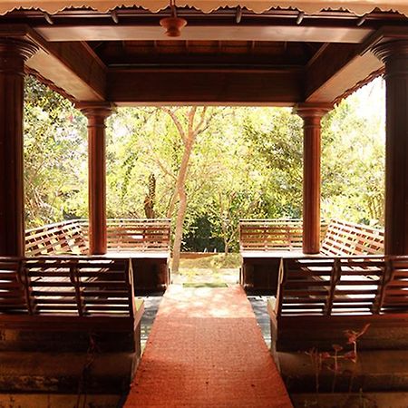 Amrutham Ayurvedic Village Resort Kovalam Esterno foto