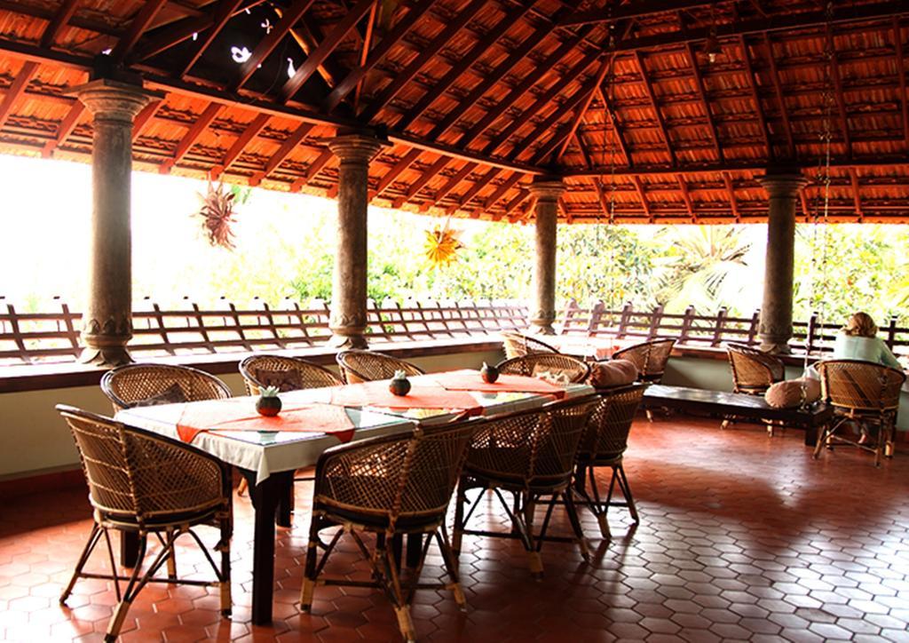 Amrutham Ayurvedic Village Resort Kovalam Esterno foto